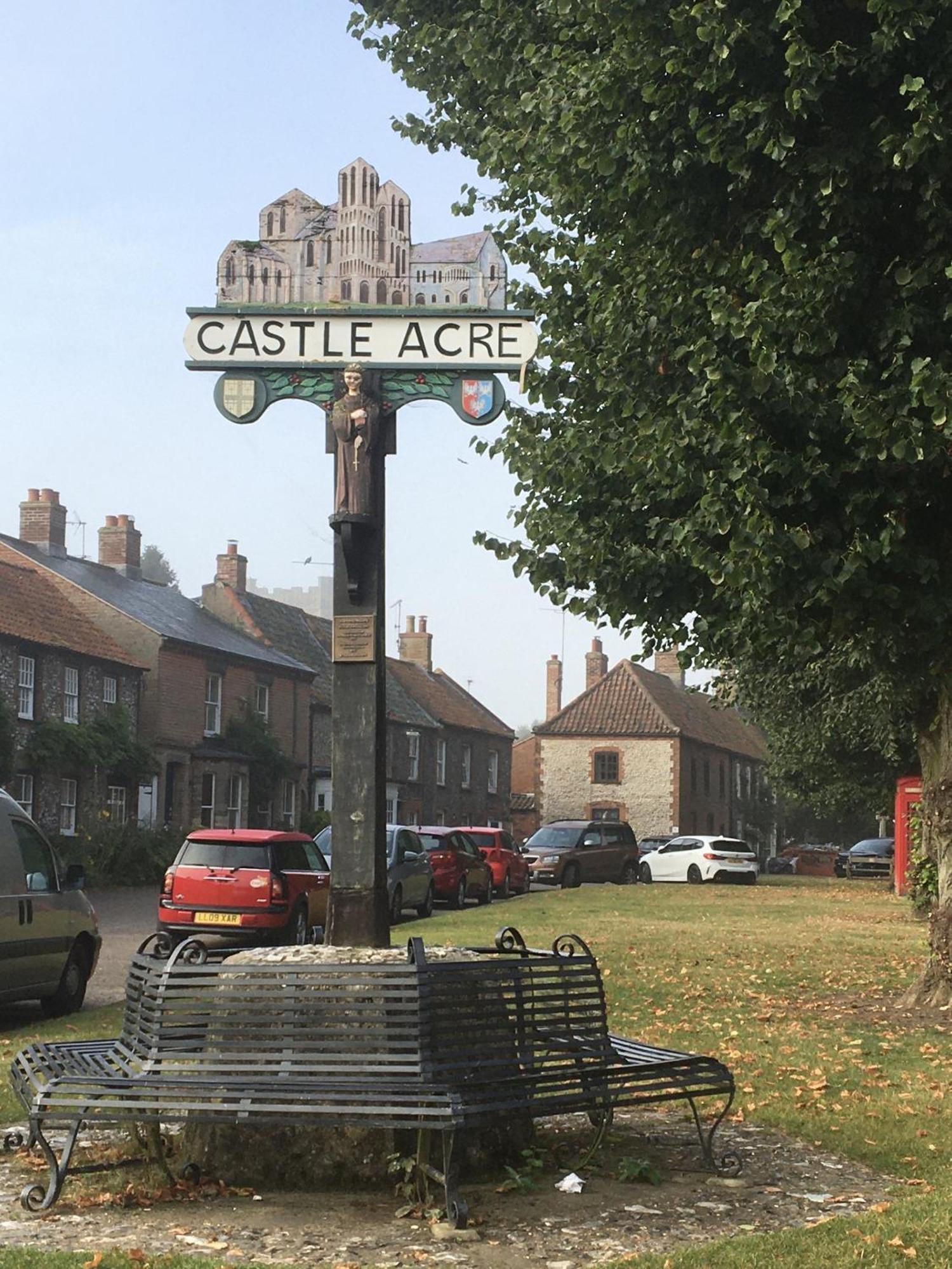 Relax, Unwind And Enjoy Village Life.... Castle Acre Экстерьер фото